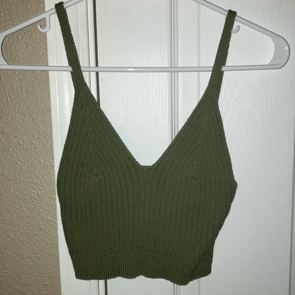 Women’s cropped tank top